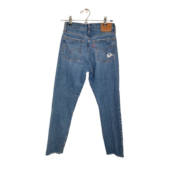 Levi’s Wedgie Icon Jeans in Athens Hera 24 - Picture 8 of 12